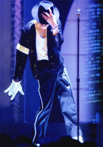 Moonwalking MJ.jpg